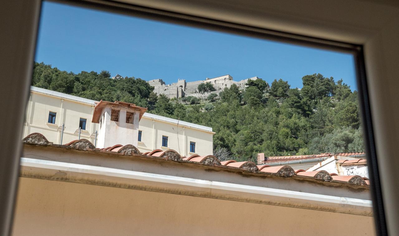 Plaium Montis Bed and Breakfast Σαλέρνο Εξωτερικό φωτογραφία